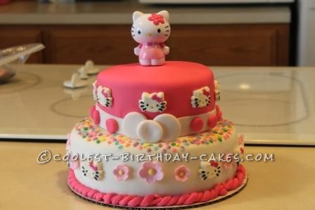  Kitty Birthday Cake on Coolest Hello Kitty Overload Cake