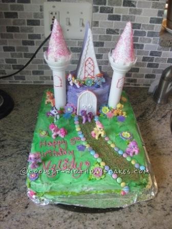  Pony Birthday Cake on Equestria My Little Pony 5th Birthday Cake   Coolest Birthday Cakes